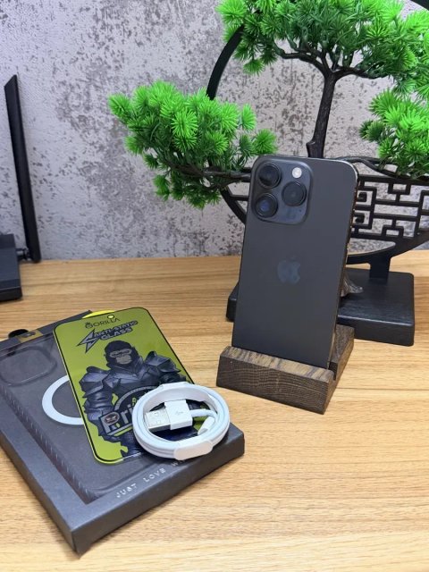 iPhone 15 pro на 128 гб є ОБМІН