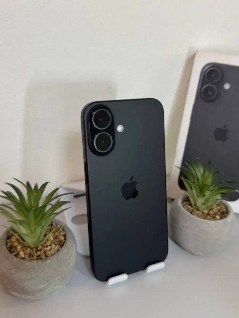 iPhone 16 128GB Black / Neverlock/ 90% АКБ/ Айфон 16 128 ГБ