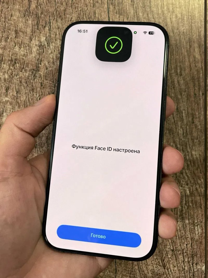 iPhone 16 Pro 256GB Black Titanium Neverlock — фото 2