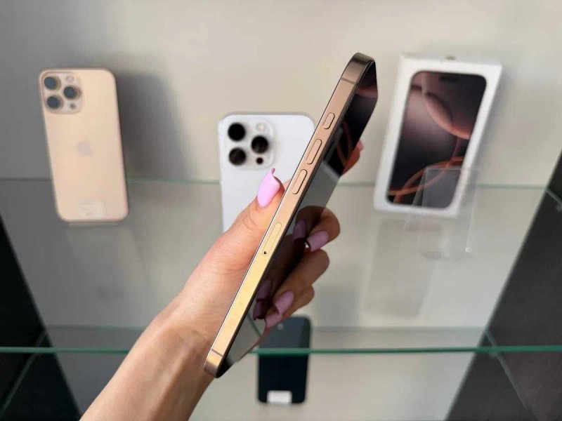 iPhone 16 Pro Max 256 gb Neverlock (фіз карта) / від Магазину + Гарантія / Обмін — фото 2