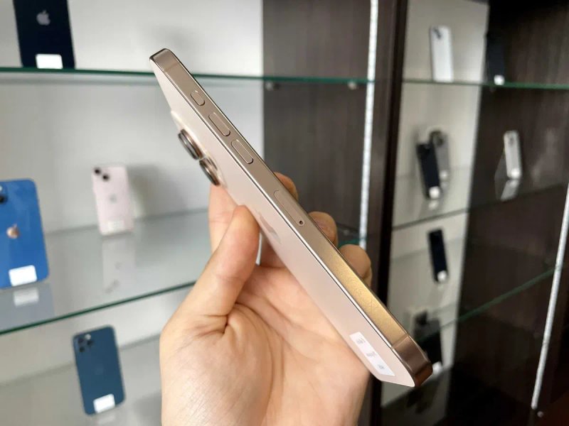 iPhone 16 Pro Max 256 Gb Neverlock / Магазин + Гарантія — фото 3