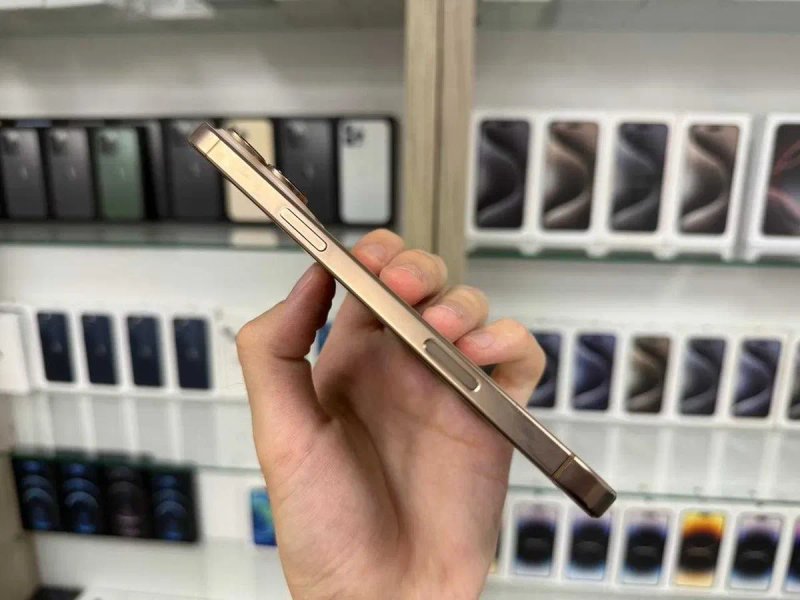 iPhone 16 Pro Max 256 GB Neverlock | Магазин | Гарантія — фото 4