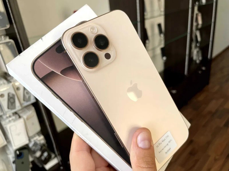 iPhone 16 Pro Max 256 Gb Neverlock / Магазин + Гарантія — фото 2