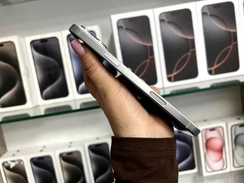 iPhone 16  Pro Max 256 GB Neverlock | Магазин | Гарантія — фото 3