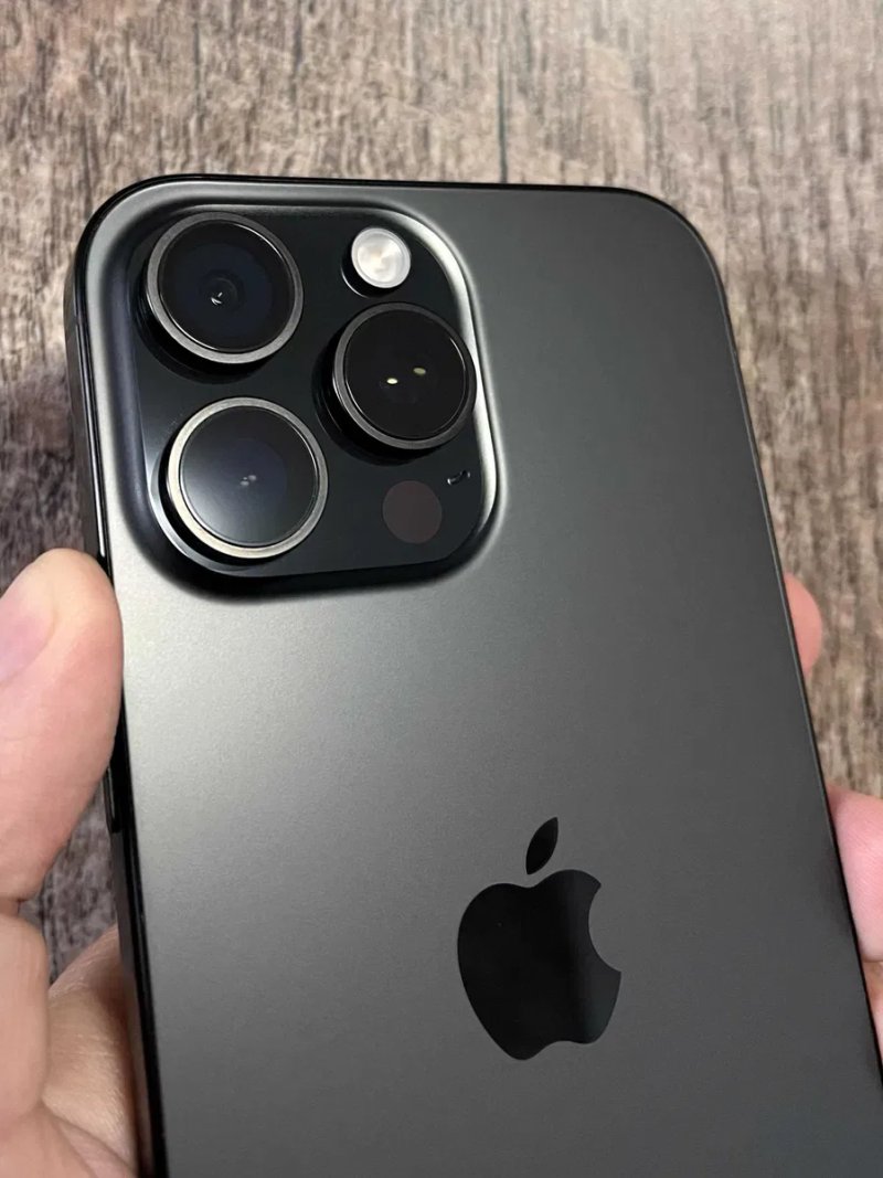 iPhone 16 Pro Max 256GB Black Titanium Neverlock идеальное состояние 100% родной АКБ! — фото 6