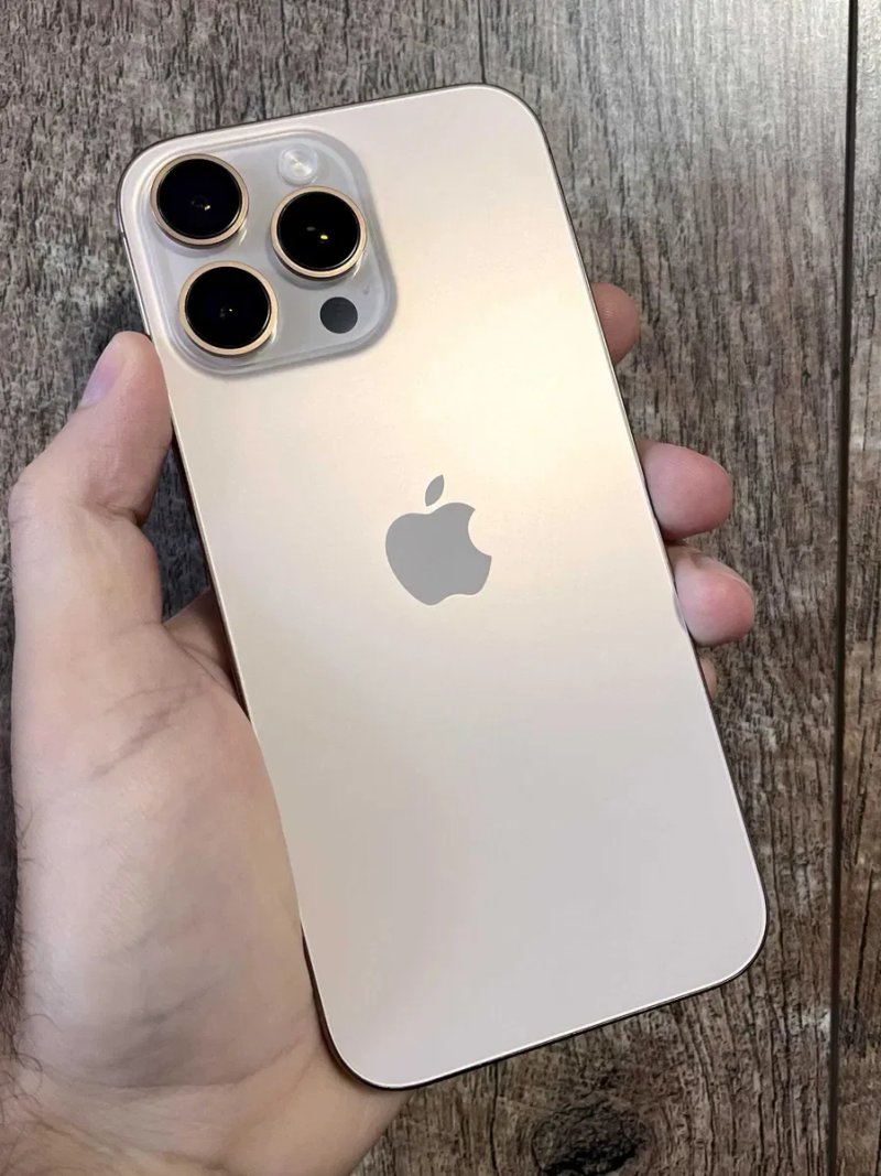 iPhone 16 Pro Max 256GB Desert Titanium Neverlock — фото 4