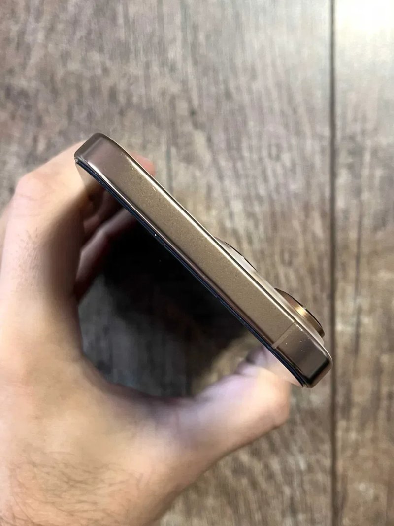 iPhone 16 Pro Max 256GB Desert Titanium Neverlock — фото 7