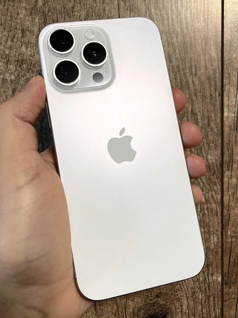 iPhone 16 Pro Max 256GB White Titanium Neverlock отличное состояние! — фото 4