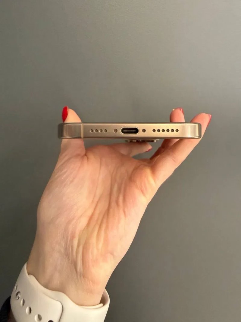 iPhone 16 Pro Max • Айфон 16 про макс • 256GB • Desert Titanium (MYWX3) • Батарея 92% — фото 6