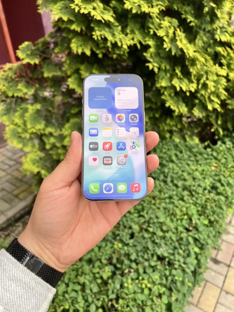 iPhone 16Pro 128Gb eSIM з гарантією — фото 2