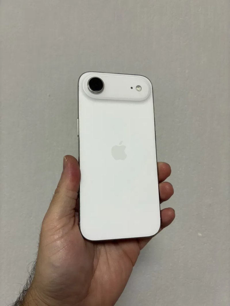 iPhone 17 Air 256gb Cloud White — фото 2