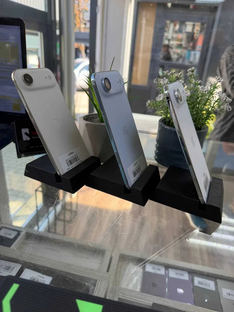 iPhone 17 Air 256GB | Sky Blue / Space Black / Cloud White | Ідеальний Стан | В Наявності — фото 3