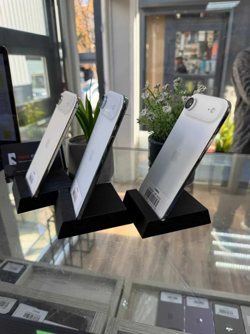 iPhone 17 Air 256GB | Sky Blue / Space Black / Cloud White | Ідеальний Стан | В Наявності — фото 4