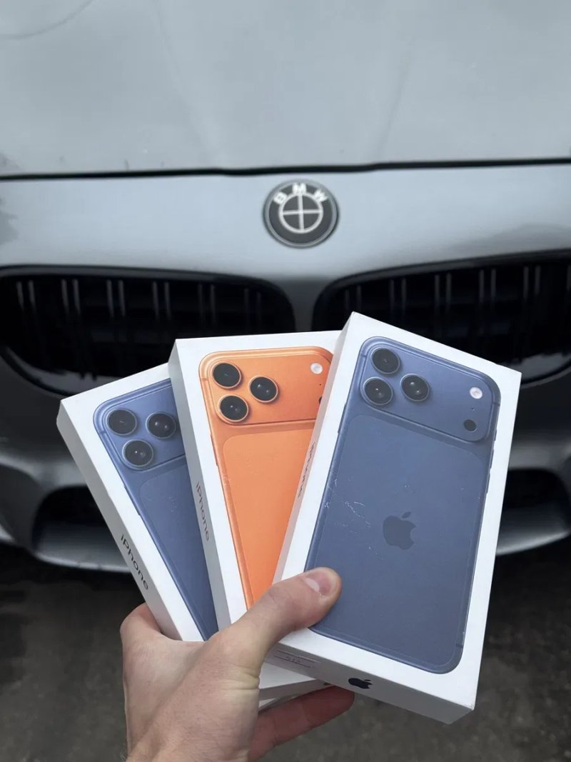 iPhone 17 Pro 256/512/1TB/2TB Deep Blue/Cosmic Orange/Silver — фото 7