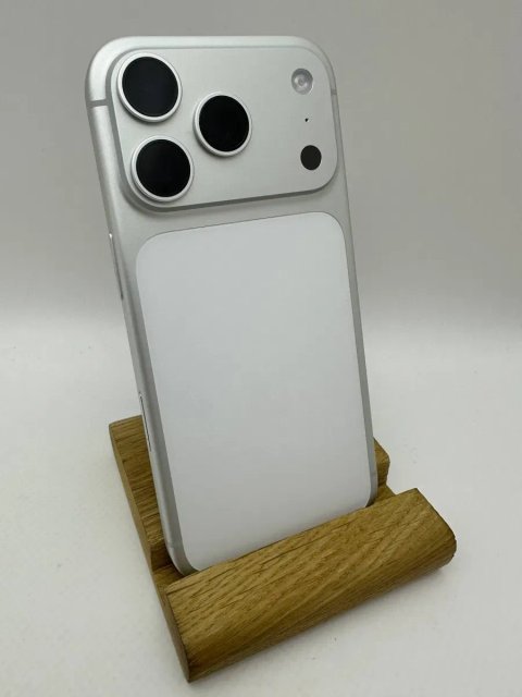 Iphone 17 pro 256 esim used Як новий