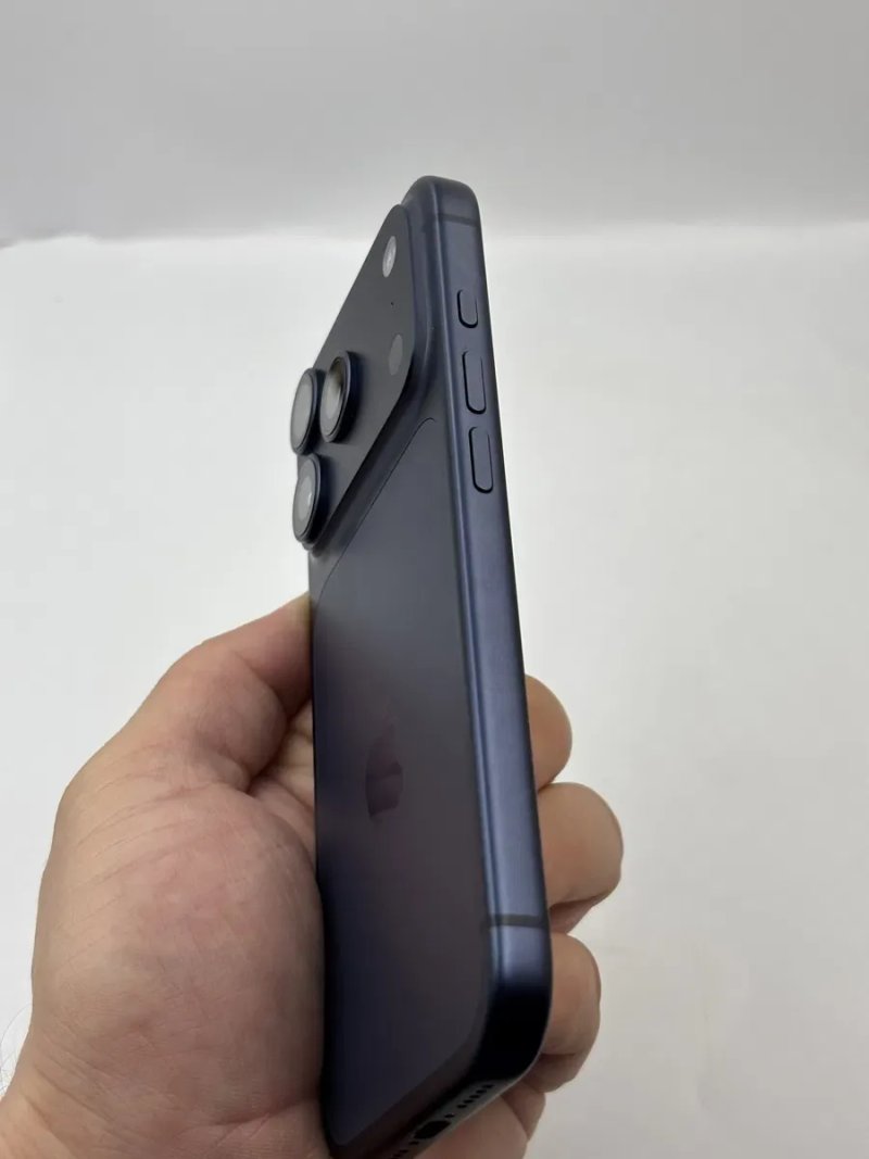  iPhone 17 pro 256Gb e-sim батарея 100% новий без коробки — фото 2