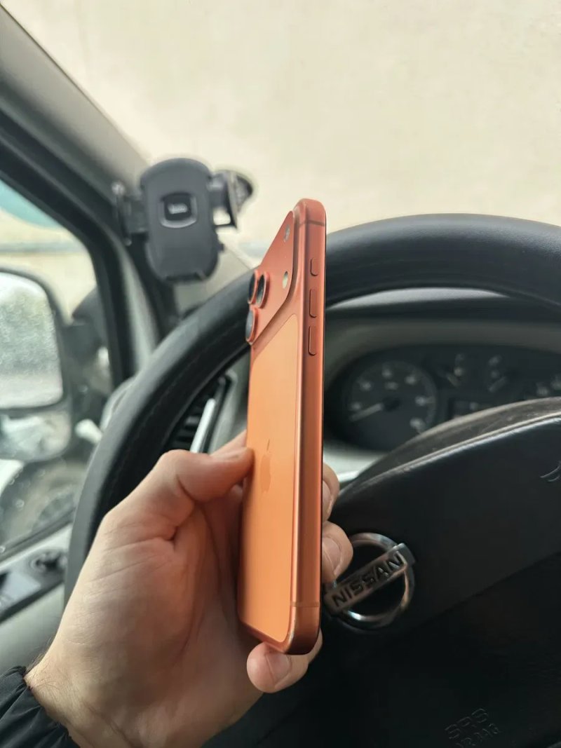 Iphone 17 PRO MAX 256g Cosmic Orange Neverlock E-Sim  96% Акб Айфон 17 Про Макс — фото 2