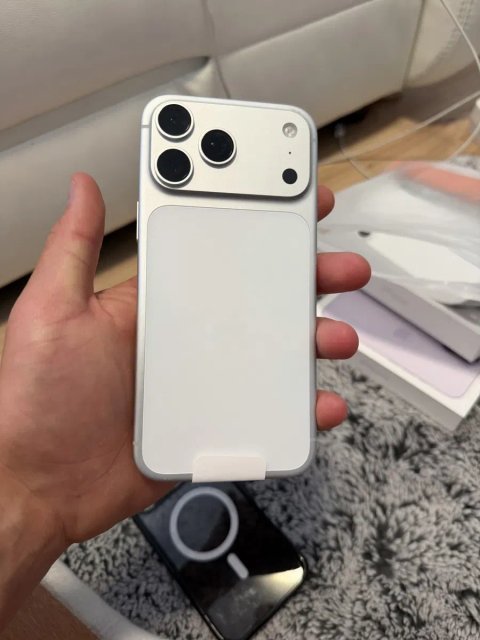Iphone 17 pro max  256gb silver як новий 100% батарея