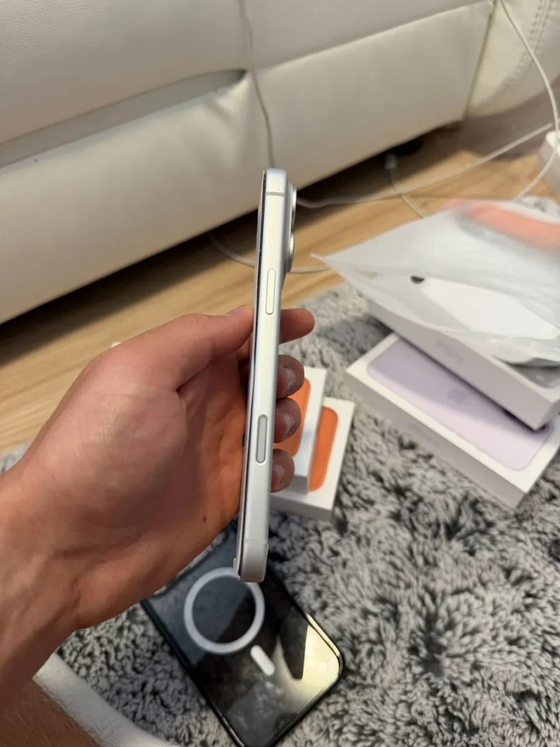 Iphone 17 pro max  256gb silver як новий 100% батарея — фото 2
