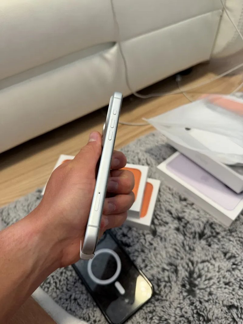 Iphone 17 pro max  256gb silver як новий 100% батарея — фото 4