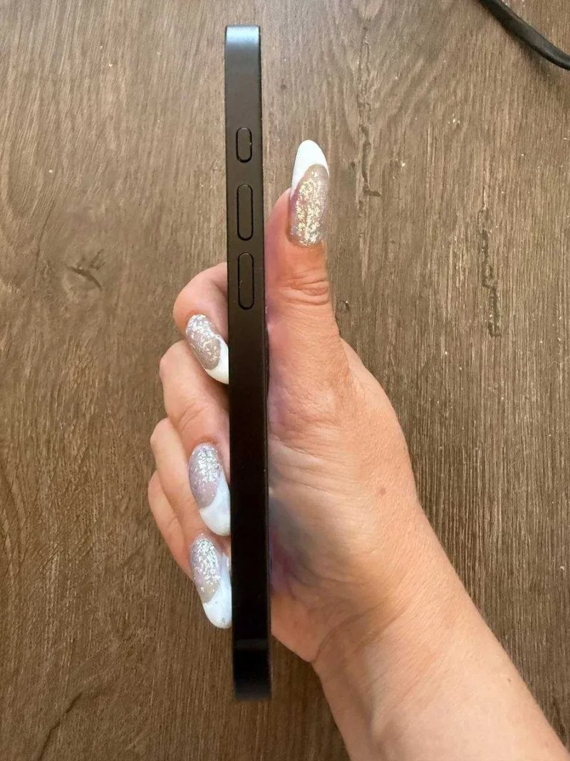 Iphone 17e 256Gb під R-Sim — фото 2