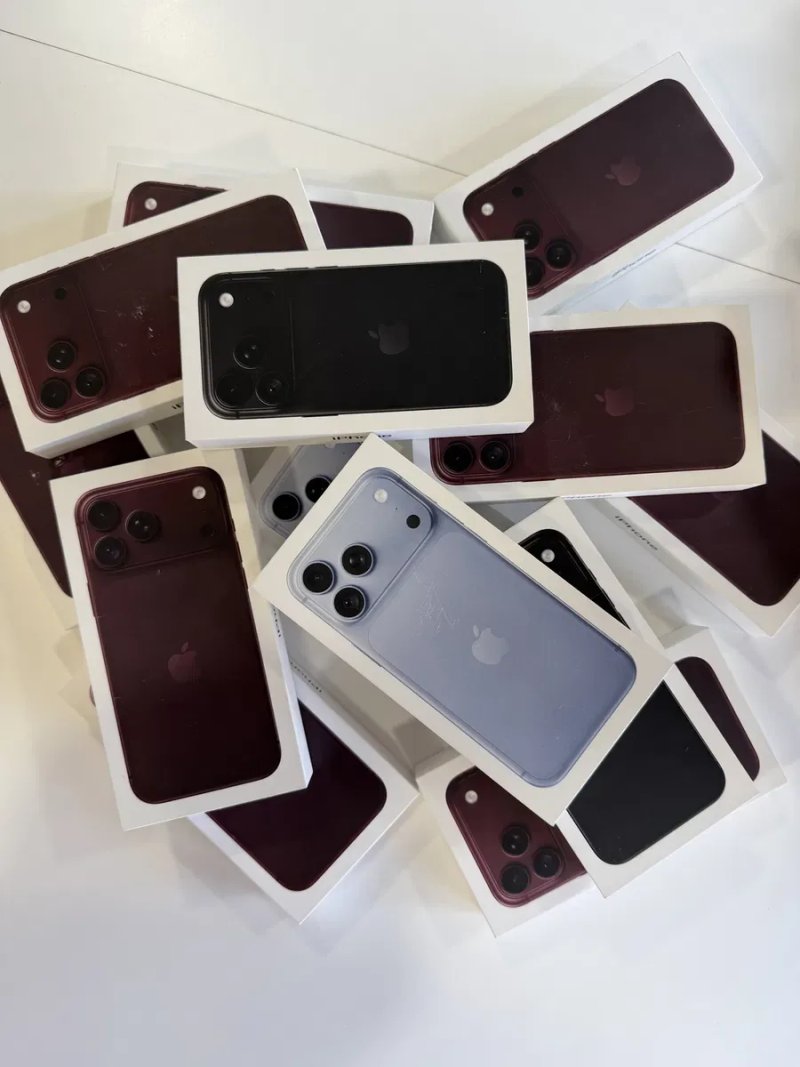 Iphone 18 pro max 256 гарантія 1 рік — фото 2