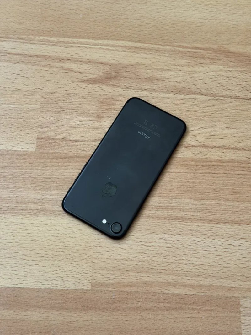 iPhone 7 32 GB Matte Black — фото 2