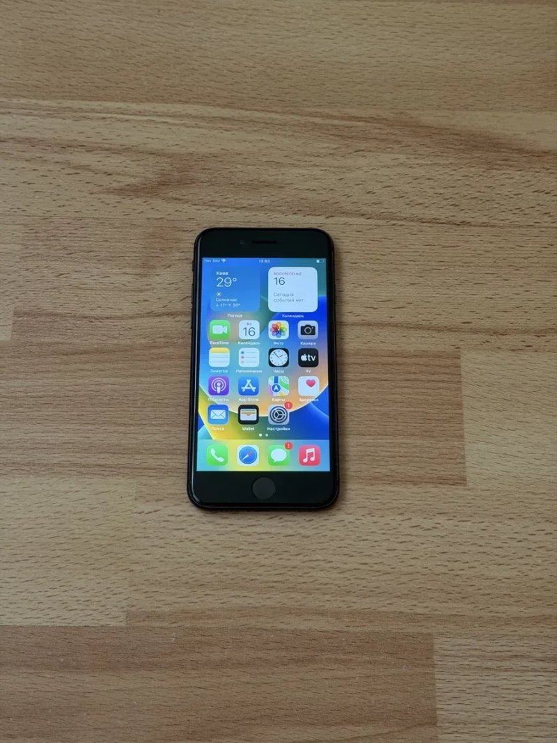 iPhone 8 64 GB Space Gray — фото 4