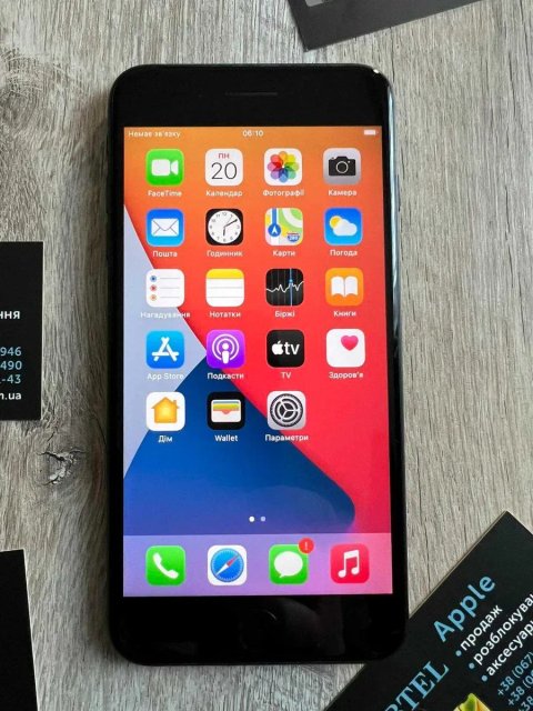 iPhone 8 Plus 64gb neverlock айфон акб 93%