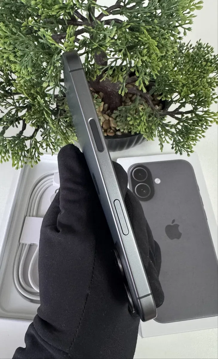 Iphone Идеал 17 256gb black Neverlock — фото 3
