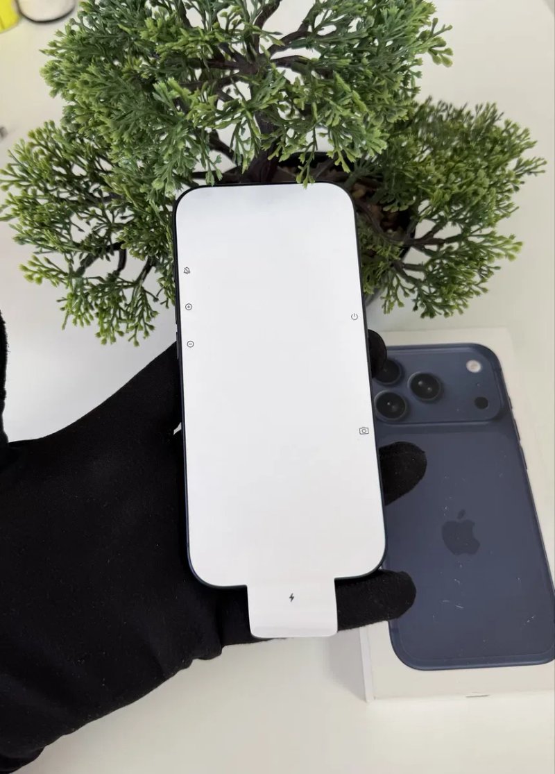 Iphone New 17 Pro 256gb blue Neverlock — фото 2
