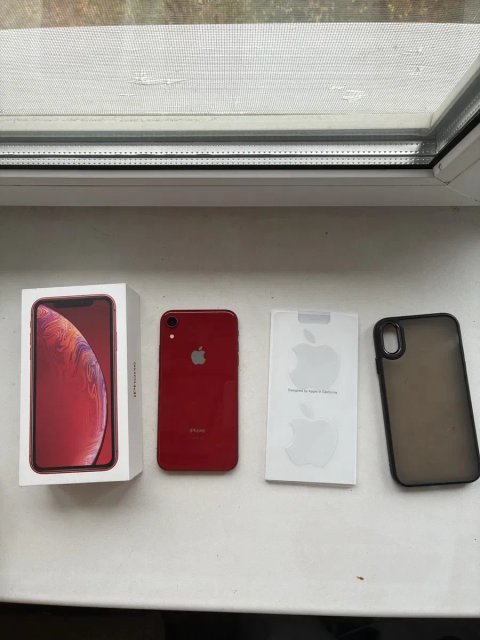 iPhone XR 64 ГБ (PRODUCT)RED, неверлок