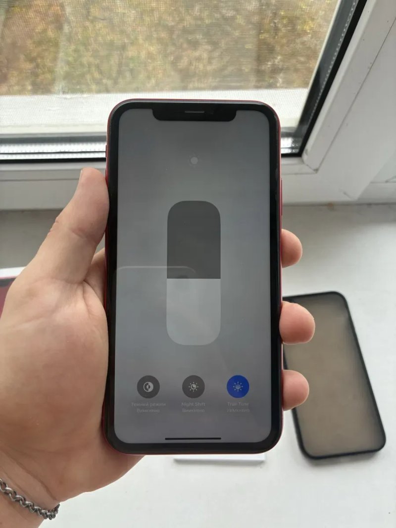 iPhone XR 64 ГБ (PRODUCT)RED, неверлок — фото 6