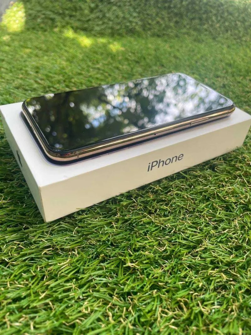 Iphone XS 64 GB Gold\ Гарний стан\ В оригіналі. — фото 2