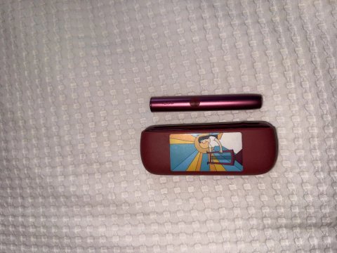 Iqos Iluma бордовий (айкос ілума)