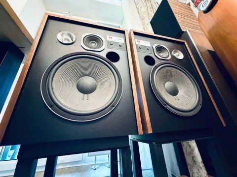 JBL L65 Jubal на родных драйверах JBL — бас 126A альнико, середина LE5-9, легендарный твитер-«пуля» 075