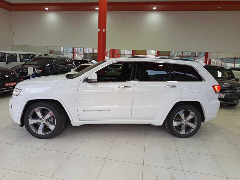 Jeep Grand Cherokee 2016 — фото 4