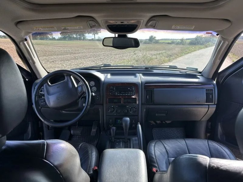 Jeep Grand Cherokee — фото 5
