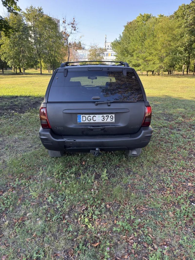 Jeep Grand Cherokee — фото 6