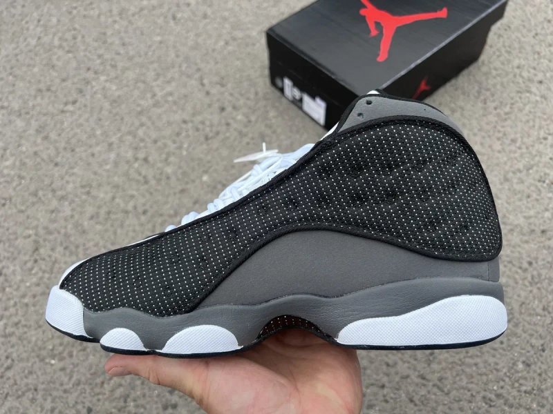 Jordan 13 Retro Black Flint, Джордан 13 black grey white. — фото 5