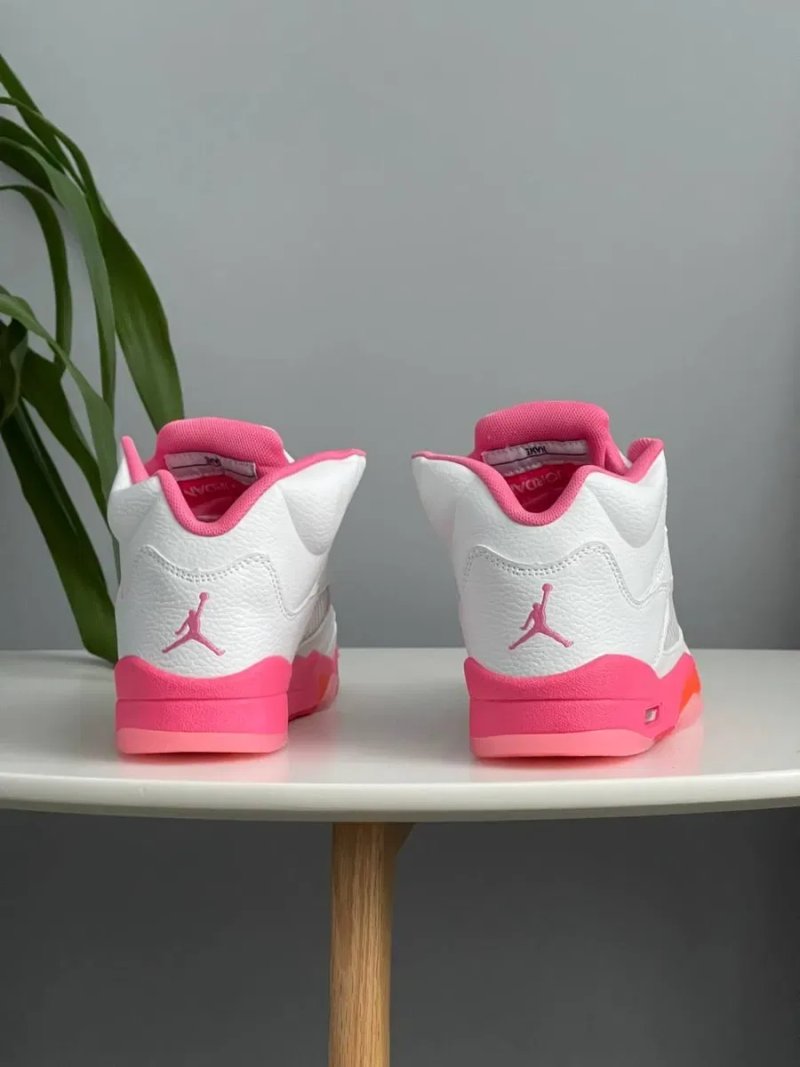 Jordan 5 Retro WNBA Pinksicle Safety Orange  | Жіночі кросівки — фото 7
