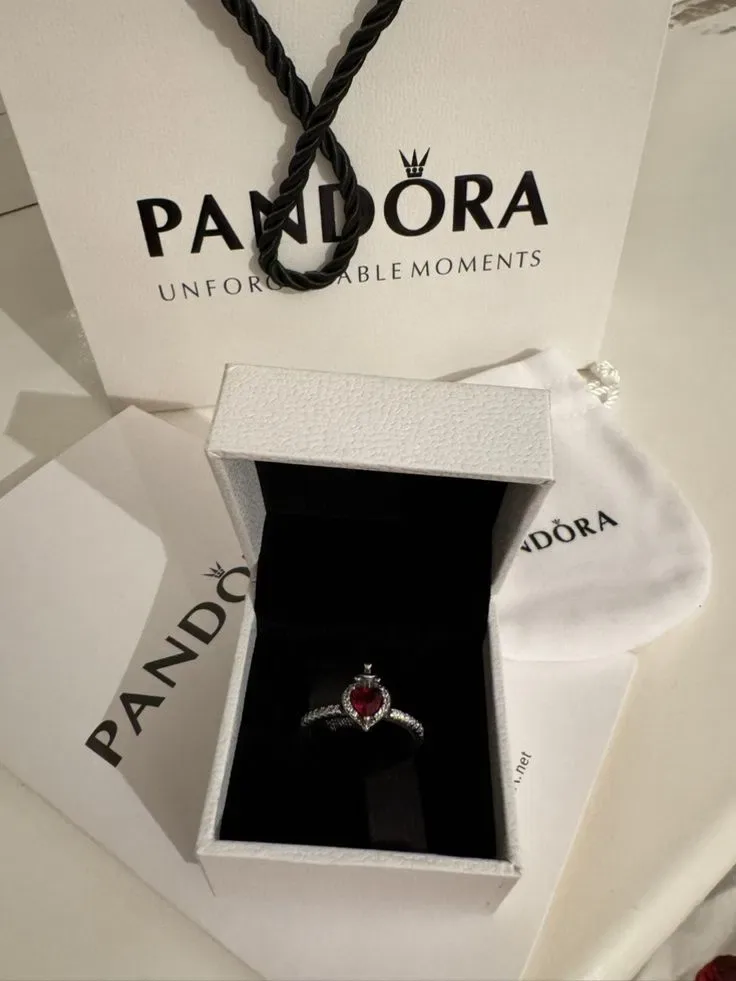 Каблучка Pandora Зла королева / Посріблена каблучка Пандора Дисней Злая королева з камінням / Каблучка Pandora «Disney Evil Queen» (посріблення) — фото 4