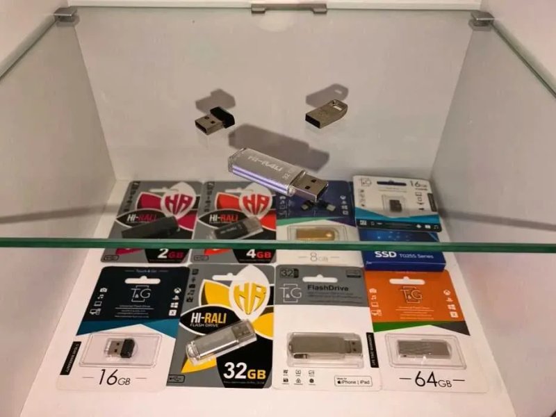 Карти пам'яті 2 4 8 16 32 64 128 256 gb MicroSd ssd usb Флешки flash — фото 5