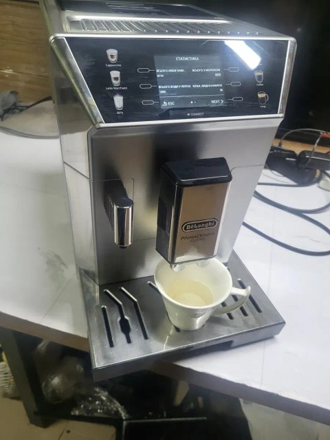 кавамашинка Delonghi PrimaDonna Class
