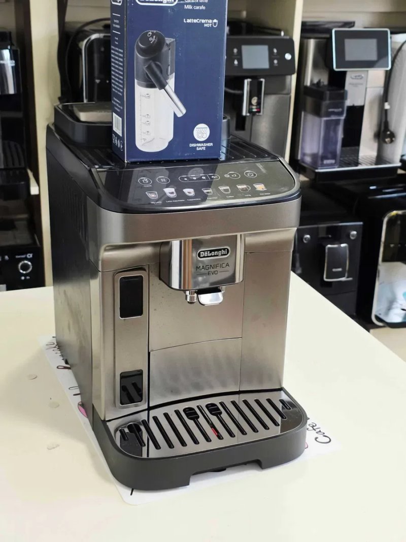 Кавомашина DeLonghi ECAM 290.81 Magnifica Evo — фото 2