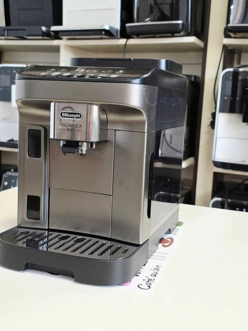 Кавомашина DeLonghi ECAM 290.81 Magnifica Evo — фото 6