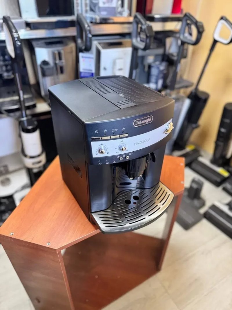 Кавомашина Delonghi ESAM 3200 — фото 3