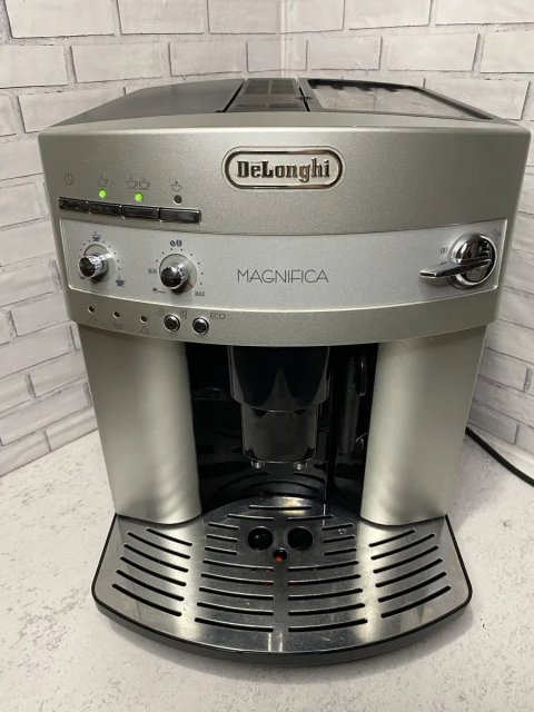 Кавомашина Delonghi Magnifica ECO з Німеччини