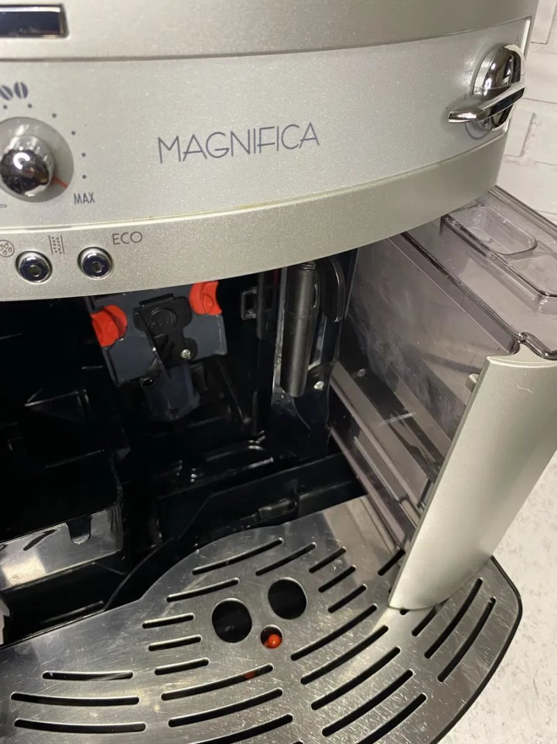 Кавомашина Delonghi Magnifica ECO з Німеччини — фото 7
