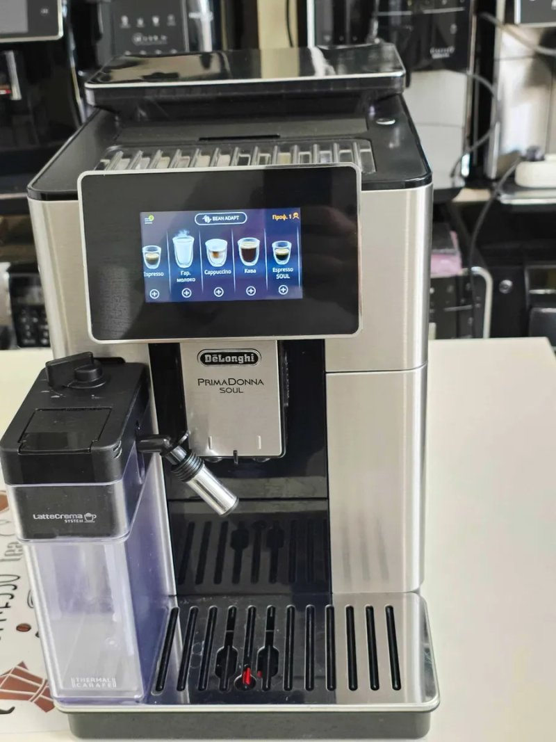 Кавомашина DeLonghi PrimaDonna Soul ECAM610.75 — фото 3